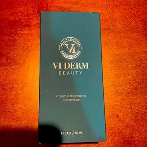 VI DERM BEAUTY Vitamin C Brightening Concentrate